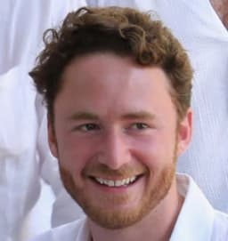 Dr Elie Servan-Schreiber